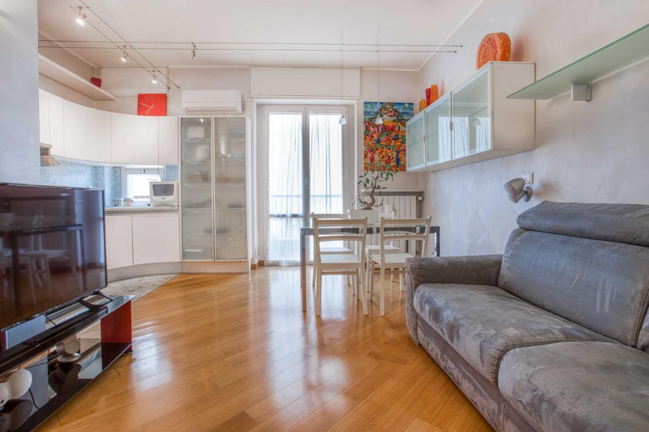 Joivy Vibrant Flat With Balcony Διαμέρισμα Μιλάνο Εξωτερικό φωτογραφία