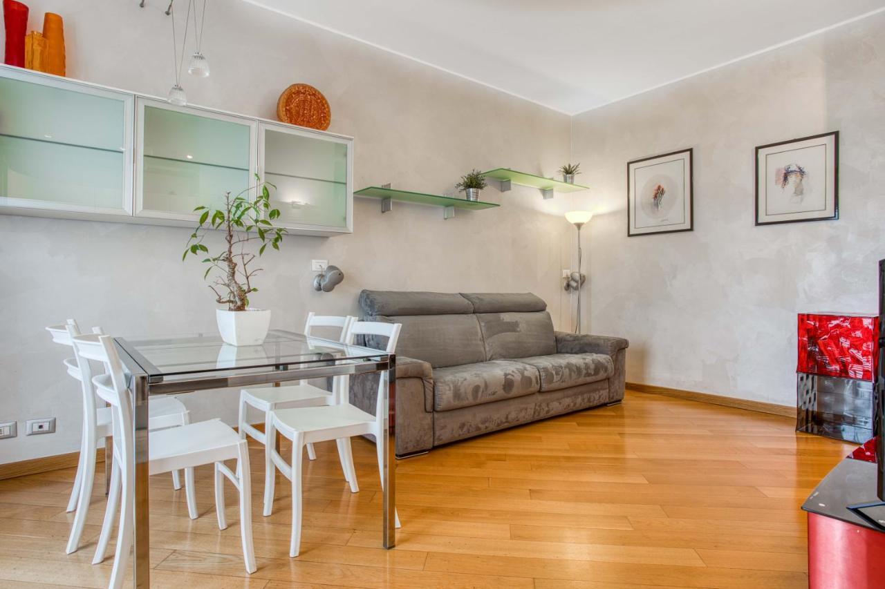 Joivy Vibrant Flat With Balcony Διαμέρισμα Μιλάνο Εξωτερικό φωτογραφία